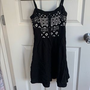 Blank and white print sun dress